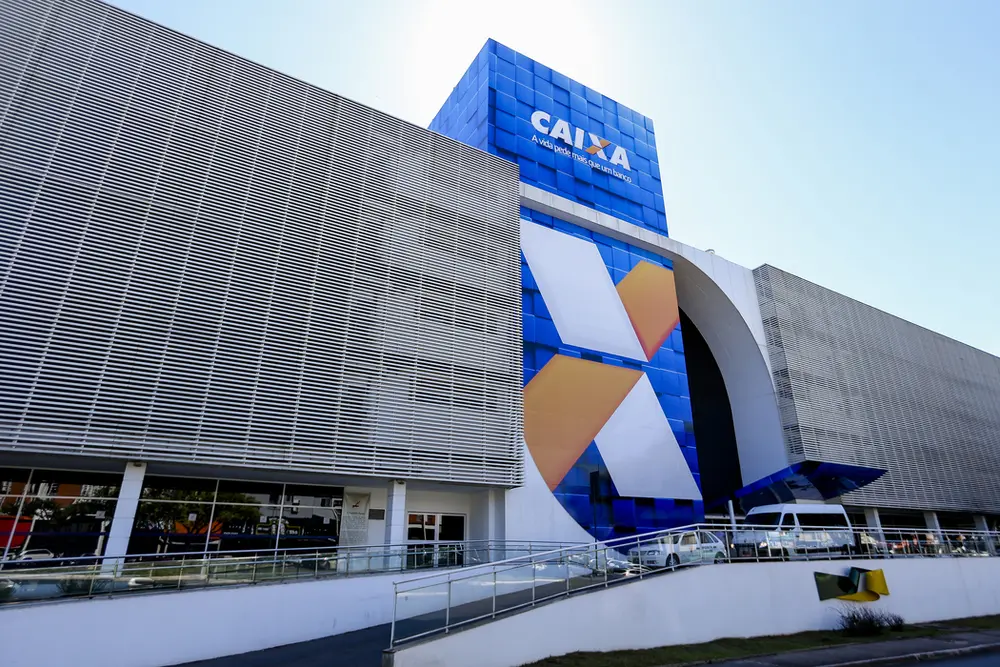 Alta do ouro e Selic elevada impulsionam penhor de joias na Caixa