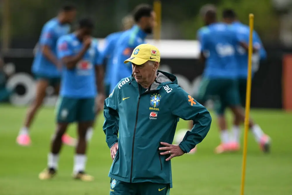 Ancelotti deve testar todo o elenco contra Panamá
