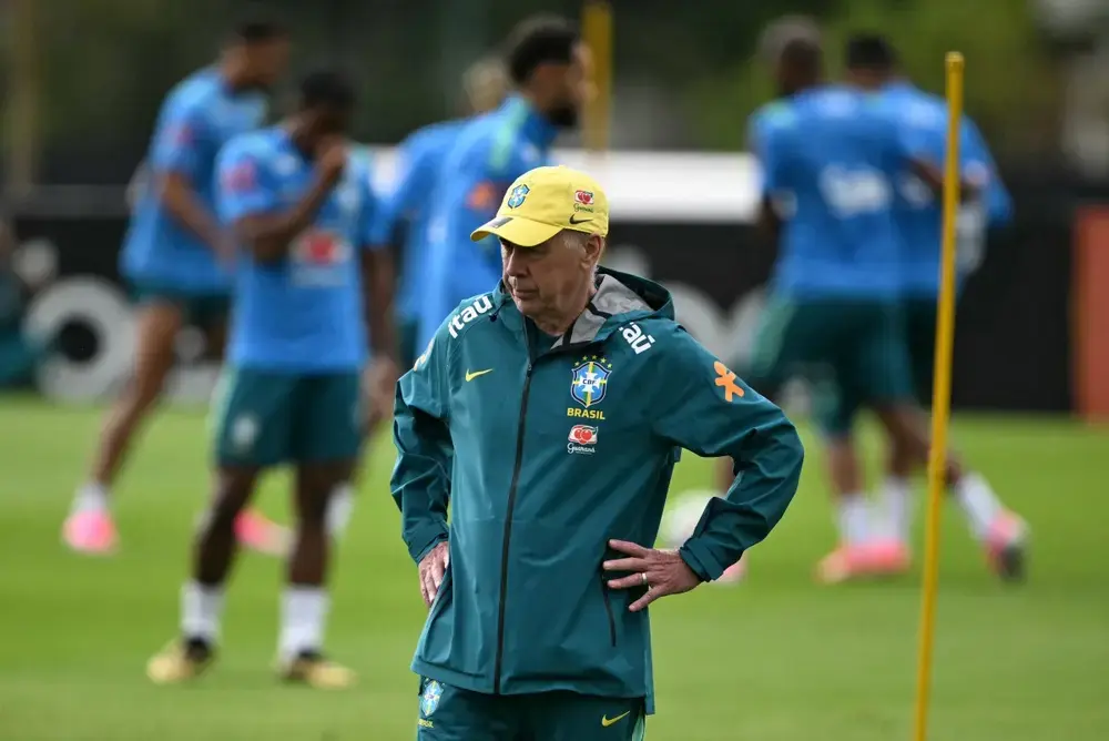 Ancelotti deve testar todo o elenco contra Panamá