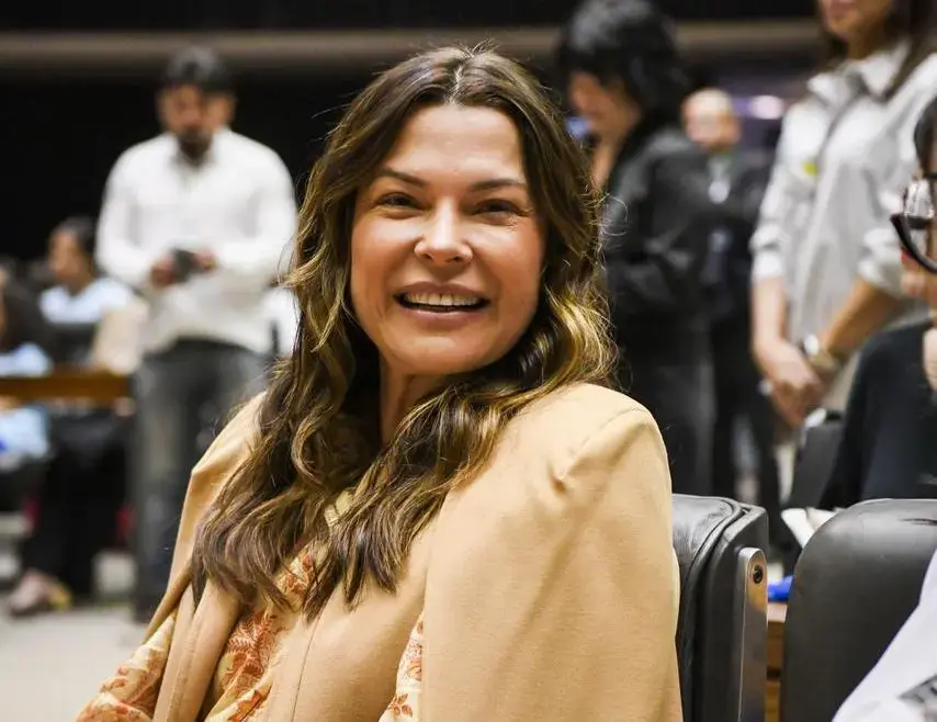 Aniversário de Marcela, nova moda e STF: os destaques da coluna