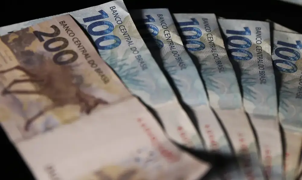 BC revela déficit de US$ 6,036 bi em conta corrente