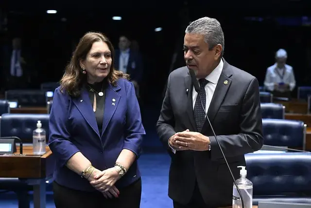 Bia Kicis no Senado defende projeto contra dores crônicas