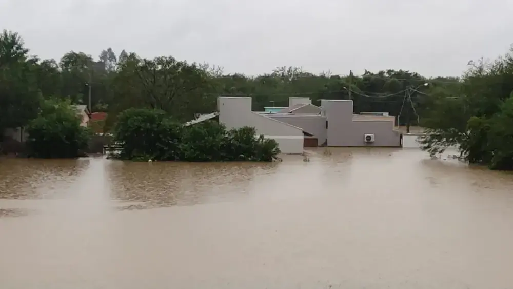 Chuva no RS: 1.207 desabrigados e 194 cidades afetadas