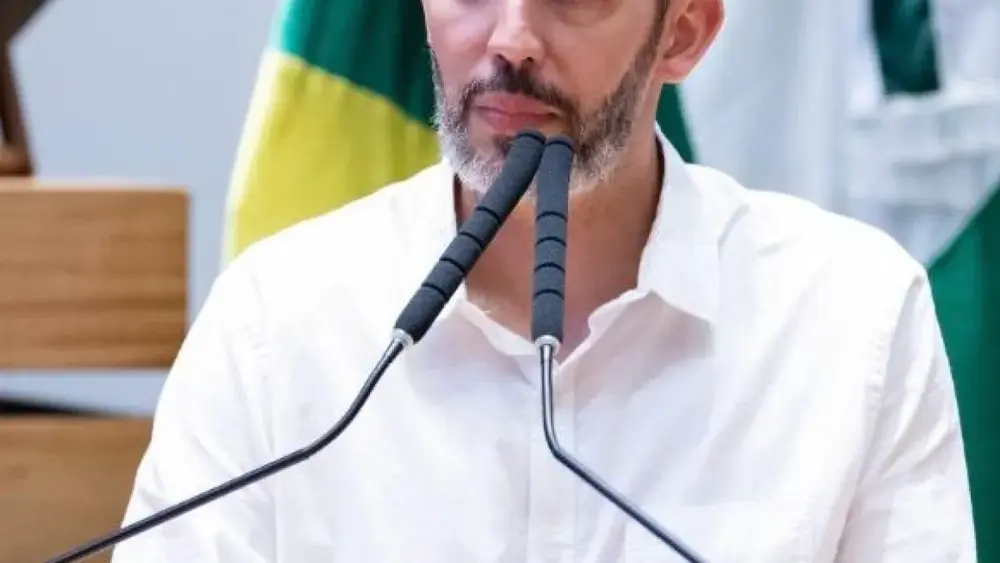 Convenções terminam e negociação eleitoral passa às executivas