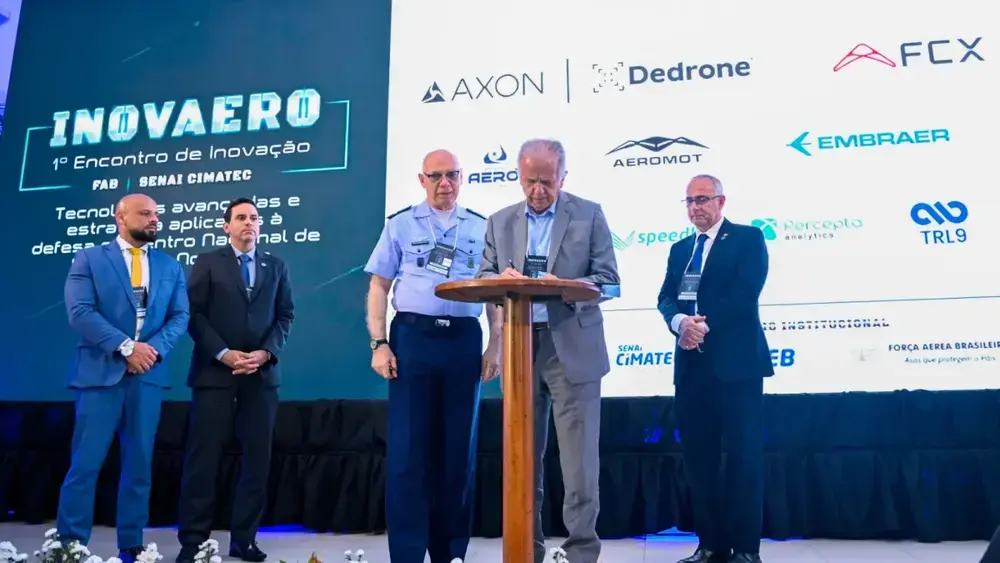 Defesa debate inovação aeroespacial na Bahia