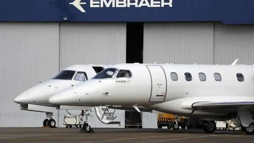 Embraer fecha contrato de suporte ao KC-390 com FAB