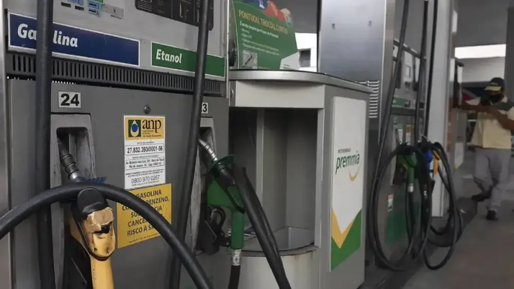 Etanol supera gasolina em 10 estados e DF