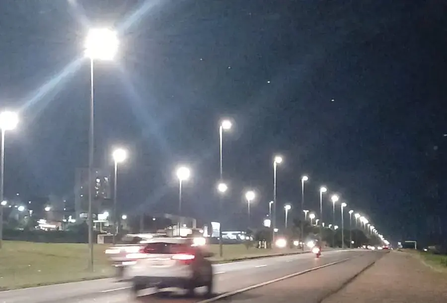 Força-tarefa de iluminação pública chega a Samambaia
