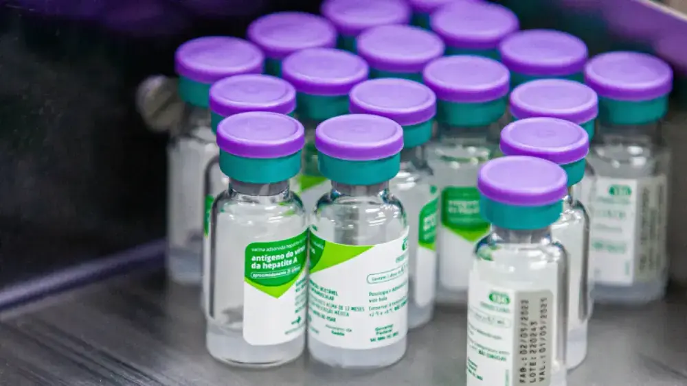 Hepatite A dispara em SP e já supera em 17% o total de 2025