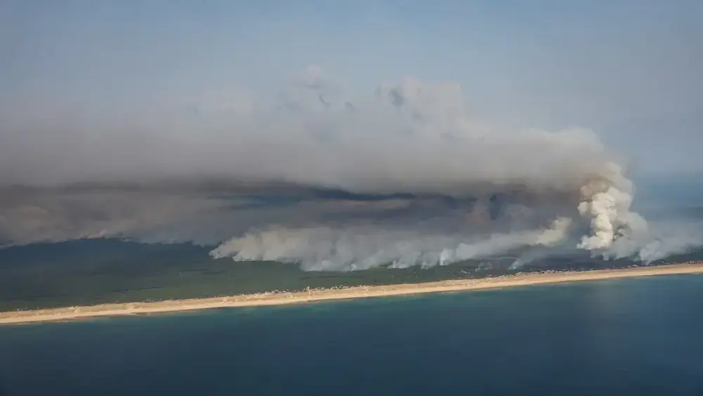 Incêndio na França força evacuação de paraíso turístico Cap Ferret