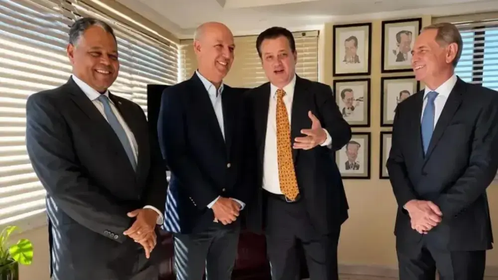 Kassab garante apoio a Arruda e defende corte de impostos