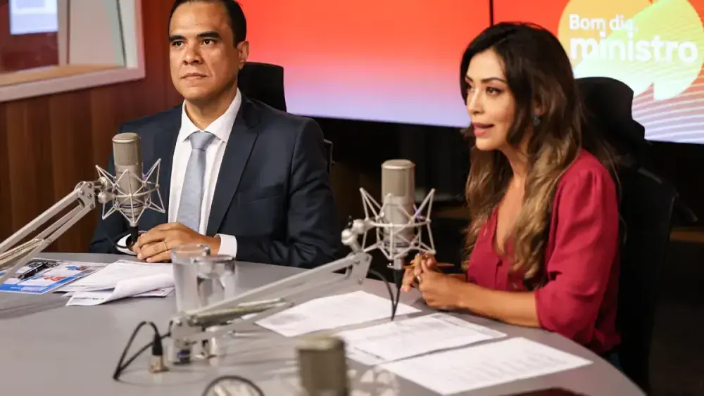 Ministro defende parcerias e crédito para impulsionar o turismo