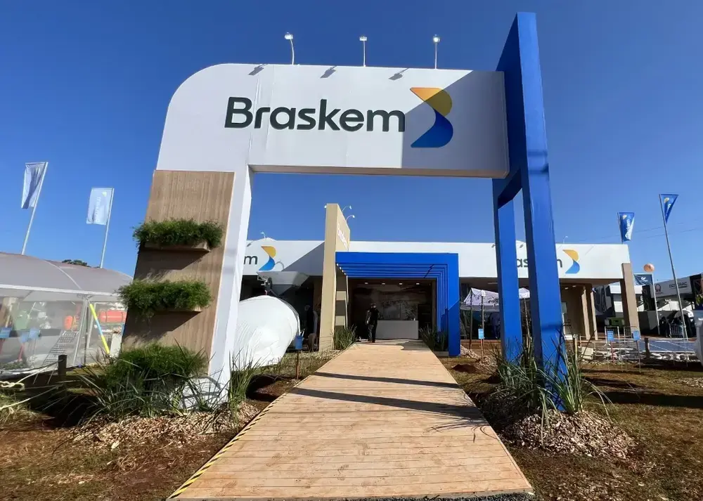 Petrobras abre mão de preferência e firma acordo Braskem