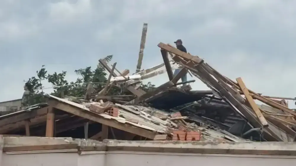 Temporal leva três cidades de SC a decretarem emergência