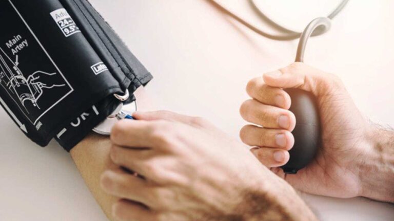 Hipertensão atinge 30% dos brasileiros e metade não sabe