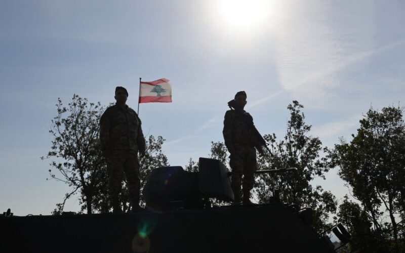 Israel ataca alvos do Hezbollah no leste do Líbano