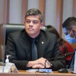 Protetores Mirins: educando crianças contra maus-tratos