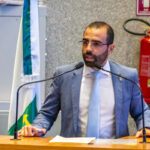 Manzoni lança candidatura a deputado federal com festa no Hípica Hall