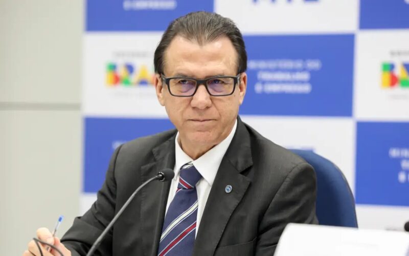 Marinho cobra Congresso sobre fim da escala 6x1 e trabalho por app