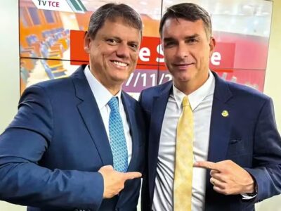 Tarcísio diz que Flávio precisa explicar caso Banco Master